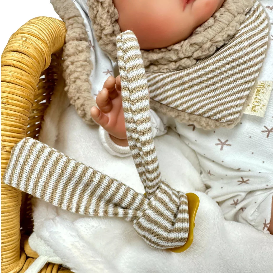 Nines d’Onil Little Adri Reborn Doll Soft Bodied 40 cms