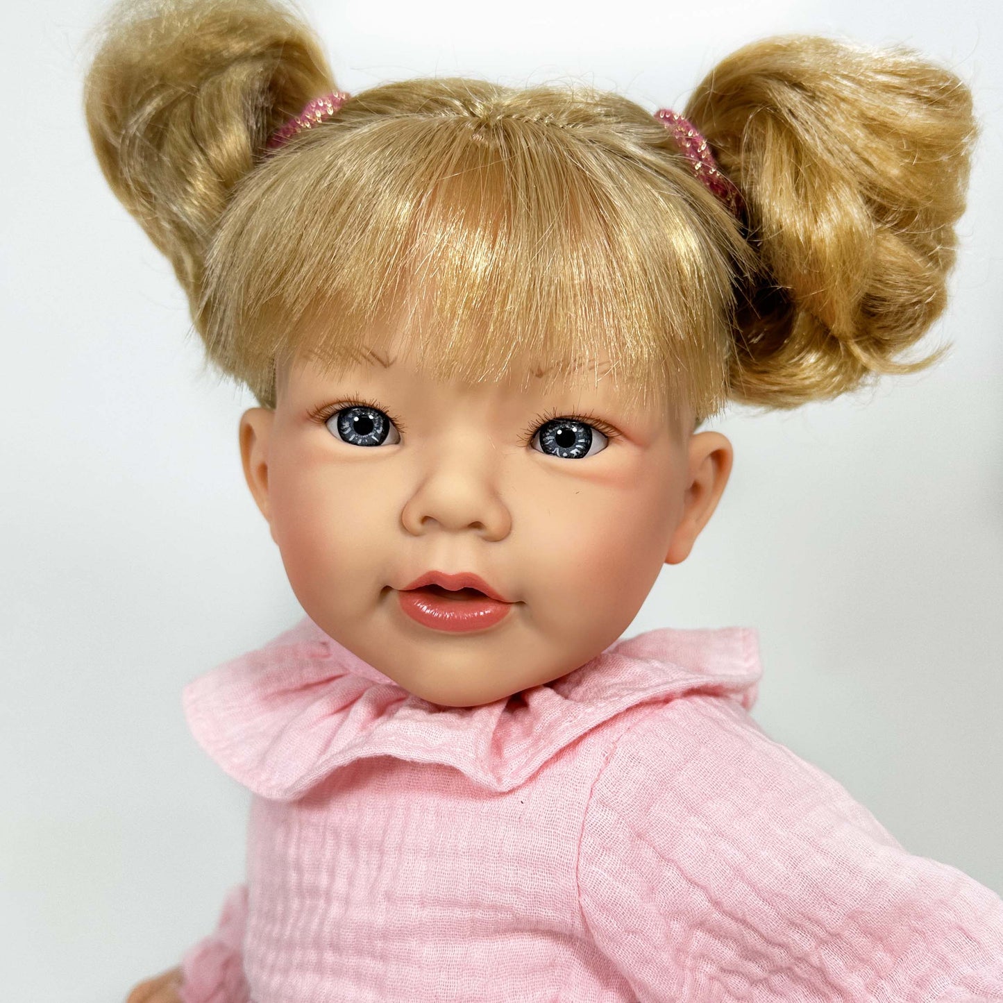 Nines d’Onil Chloe Mouse Soft Bodied 45 cm Doll